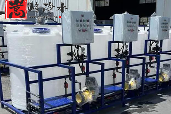 ˮ̎��������һ�w��ˎ�b�ã�PAC��������PAM����APH�����I(y��)��ˮ��ѭ�h(hu��n)ˮ������蹸�����S�ң������D